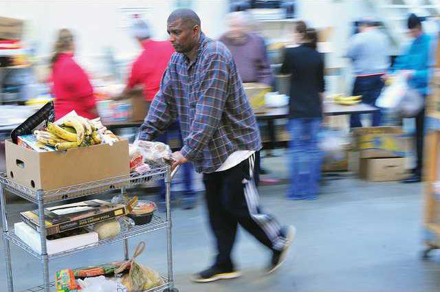 Food Pantry Feeds Families Changes Lives Gainesville Times