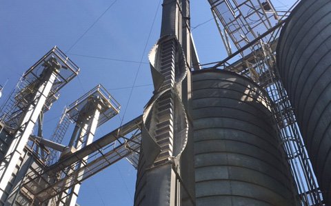no injuries in grain mill dust explosion at oakwood plant grain dust explosion