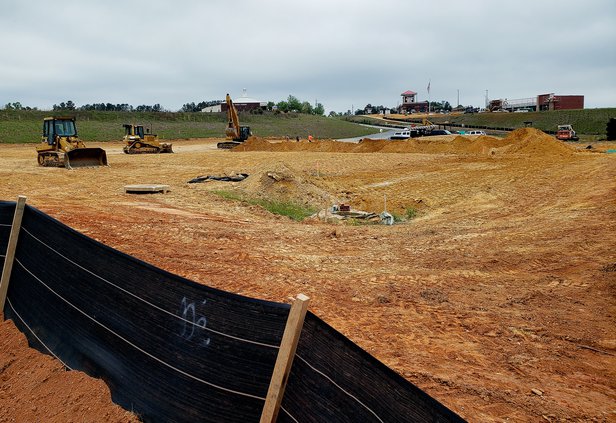 05102019 NEWHOLLAND 5.jpg