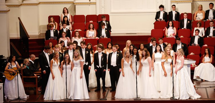 05192019 GRAD 019.jpg
