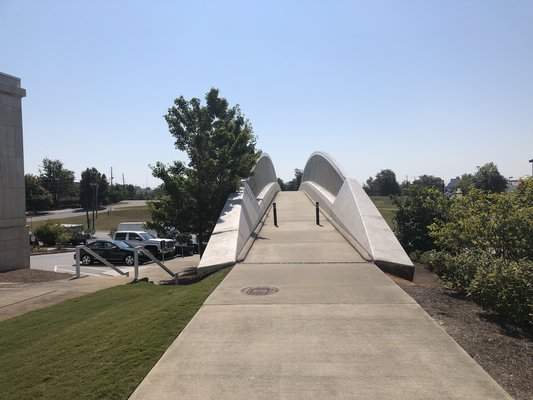 Pedestrian bridge